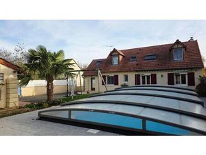 BOURGES MAISON 8 PIECES 7 CHAMBRES PISCINE GARAGE
