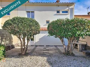 Maison de ville avec trois chambres garage et jardin