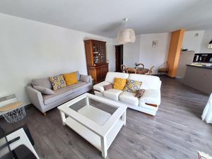 A proximité immédiate du Bourg du Château - Appartement T3 M