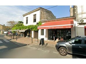 Bègles  commerce alimentaire  environ 75m² avec jardin.