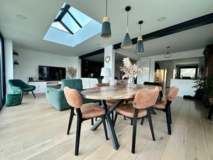 Coup de Coeur Assuré à proximité du Parc du Hutreau - Maison Familiale Entièrement Rénovée