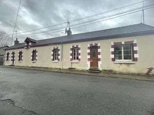 Vente maison 4 pièces 90 m² à Chatillon-sur-loire (45360)  85 000 €