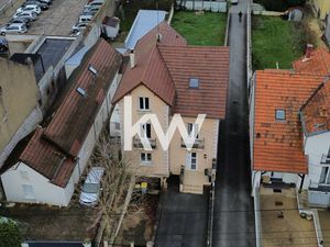 Maison de charme au coeur de Dole – Idéale pour une vie de fa