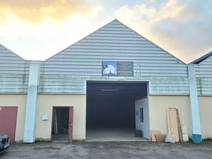 LOCAL D'ACTIVITE - ENTREPOT A LOUER