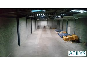 A LOUER : A proximité de Rungis et de l'aéroport d'Orly (1 351 m² dont 151 m² de bureaux)