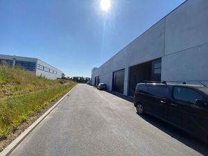 Commercieel te huur in Beveren-Kruibeke-Zwijndrecht