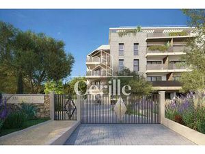 Villa sur toit - vue mer - Antibes