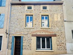 Vente maison 4 pièces 68 m² à Renaison (42370)  119 000 €