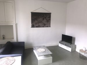 Location Appartement 2 pièces 41m² CAPDENAC GARE 12700