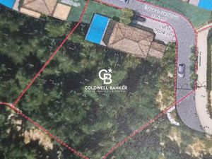 La Turbie - Terrain A Batir avec Permis pour Villa 200 m² Piscine Garage et Vues Mer