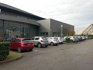 Location Local Professionnel 560m² MOIRANS 38430