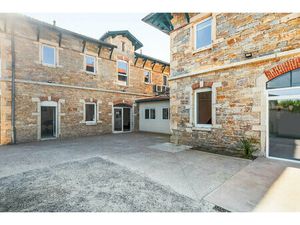 Location Local Professionnel 125m² MEYZIEU 69330