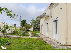 Vente maison 4 pièces 108 m² à Saint-Antoine-sur-l'Isle (33660)  179 655 €