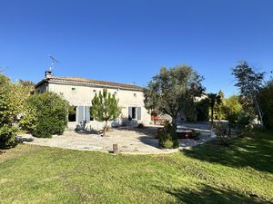 Achat Maison 6 pièces 182m² BARBEZIEUX ST HILAIRE 16300