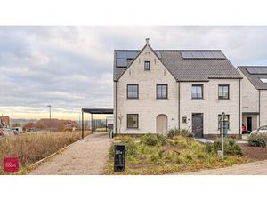 Huis te huur in Zwevegem met 4 slaapkamers