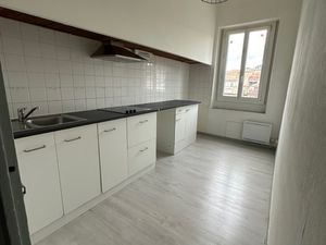 JOLIE ET LUMINEUX T3 PROCHE CENTRE VILLE