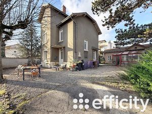 Maison 6 pièces - 184 m²
