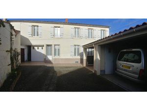 Maison à vendre NALLIERS 6 pièce(s) 100m2 145 600€