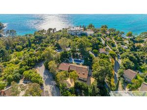 Bas Rayol Canadel Proche Du Mythique Hotel Bailli De Suffren