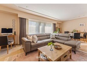 Gelijkvloers  ruim appartement met grote tuin te Koersel