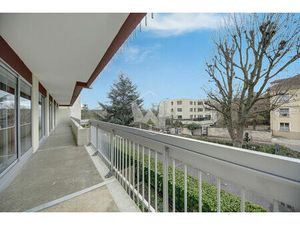 Appartement Saint Germain En Laye 5 pièces 105.m2