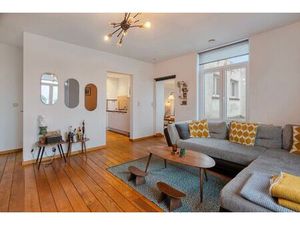 Lichtrijk en goed onderhouden appartement met 2 slaapkamers