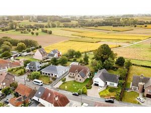 Ruime open bebouwing op rustige locatie