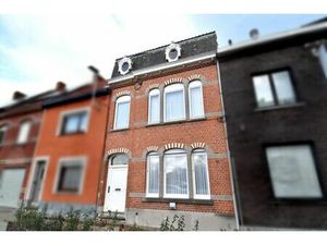 Sfeervolle gezinswoning met 4 slaapkamers  garage én tuin te koop in Kuurne-centrum