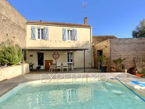 Maison T7 de 143 m² - Centre Ville au calme - 4 chambres - Piscine