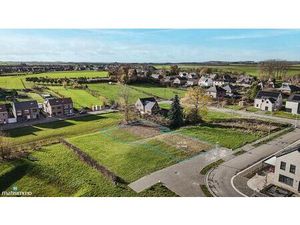 RUSTIG GELEGEN BOUWGROND VOOR OPEN BEBOUWING MET ZUIDWESTELIJK GEORIËNTEERDE TUIN TE TONGE