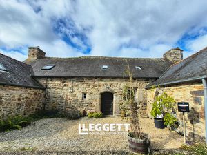 Maison 5 pièce(s)  PLUSQUELLEC