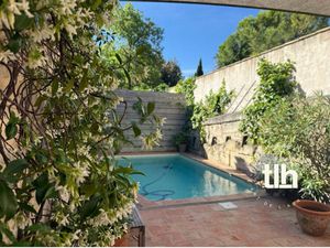 À VENDRE MAISON DE VILLAGE T6 220M2 AVEC PISCINE