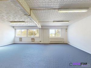 Local / bureau de 91m2 à louer