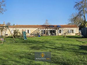 Vente Maison 4 pièces 100 m2 à Saint-Jean-de-Liversay