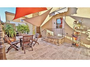 Maison 8 pièces - 252 m²