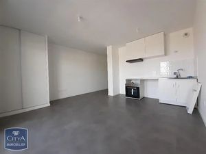 Appartement à louer 1 pièce 28.7 m² - Fontenay-sous-Bois (94) - 779€