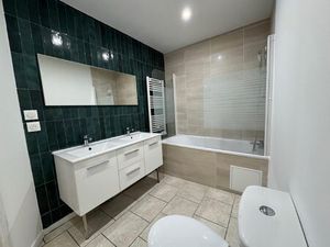 Location Appartement 4 pièces 179m² TOURCOING 59200