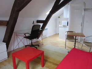 Dijon - appartement 1 pièce à louer - 15m2 - 350 € CC - Réf: 05917 - Bourse Immobilière