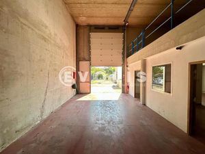 A LOUER- LOCAL D'ACTIVITÉS DE 571 m² - GRIGNY (91350)