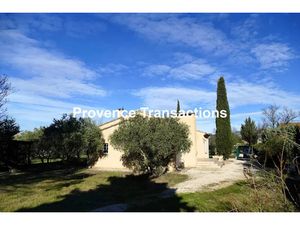 Vente maison à Aubignan (84810)  358 700 €
