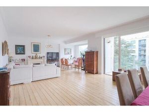 Appartement à vendre avec garage et terrasse   Uccle (VBD60087)