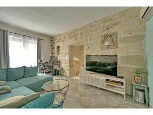 Vente maison de village 6 pièces 120m2 Aimargues 30470 - 232000 € - Surface Privée