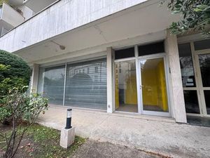 Buttes Chaument Locaux avec possiblité d'ERP5