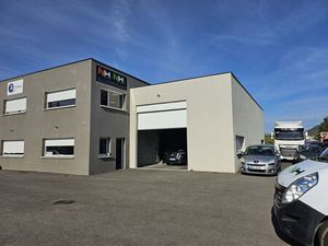Location local d'activités 250m2 Albon 26140 - 1540 € - Surface Privée