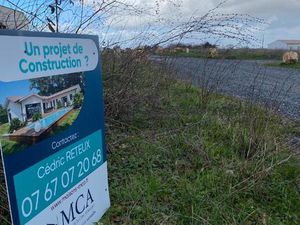 Terrain à bâtir à Nieul-lès-Saintes (17810)