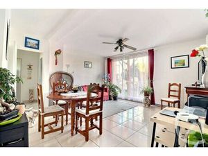 Appartement F3 à vendre - 3 pièces - 58 25 m2 - Frejus - 83 - PROVENCE-ALPES-COTE-D-AZUR