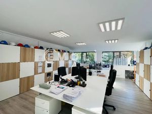 Bureaux avec terrasse privative