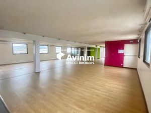 FRANCONVILLE A LOUER 270M² BUREAUX/LOCAL COMMERICAL ERP