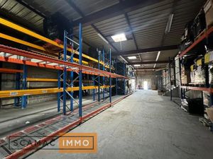 Entrepôt de 1597m²