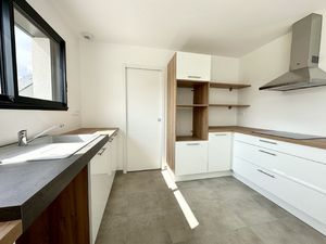 Location Maison 5 pièces 107m² CHANGE 53810